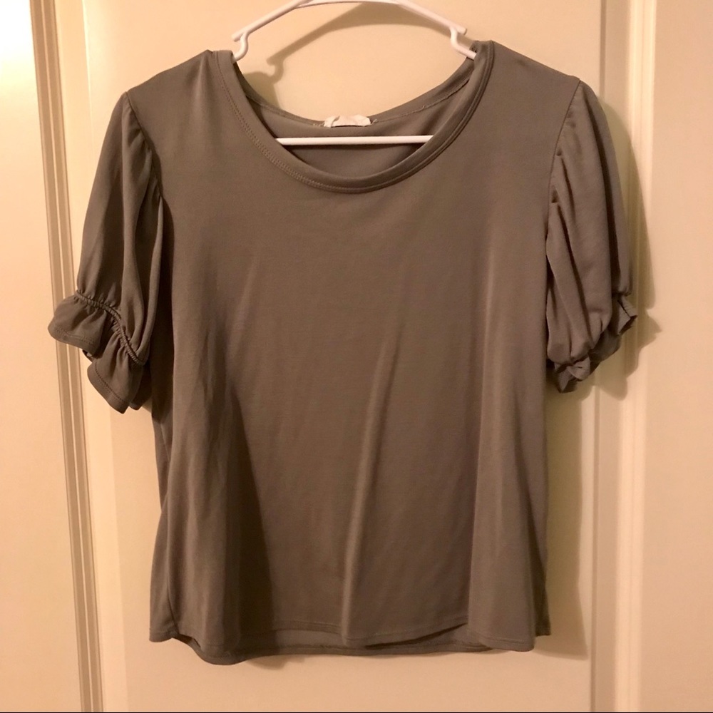 Bell Sleeve Short Sleeve Tee